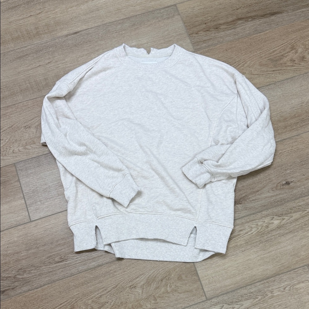 Aerie Men's Light Gray Crewneck Sweater
